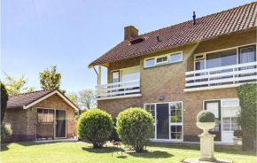 Cozy Apartment In Zoutelande With Wifi